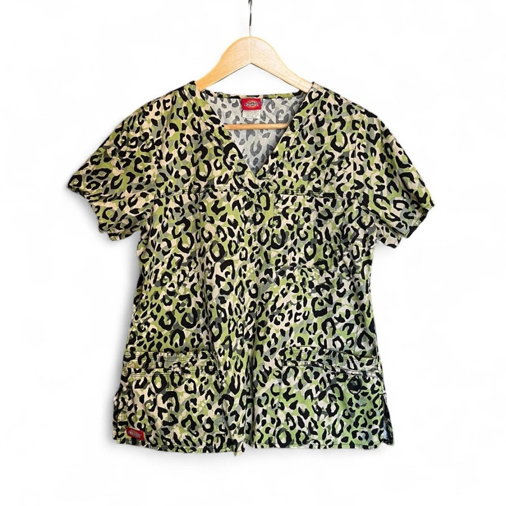 Dickies Leopard Print V-neck Scrub Top
